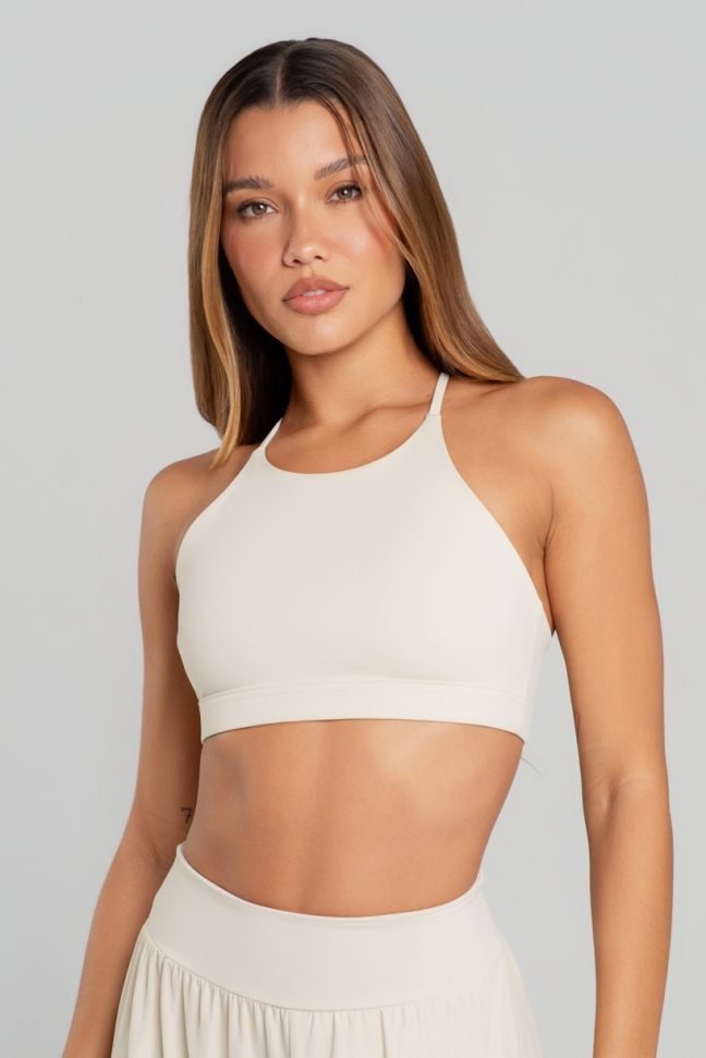 K4766-H_Top_com_Decote_Alto_Tiras_nas_Costas_Off-White__Ref:_K4766-H