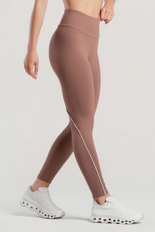 K5069-B_Calca_Legging_com_Bolso_no_Cos_e_Chapado_com_Vivo_Contrastante_Canela__Branco__Ref:_K5069-B
