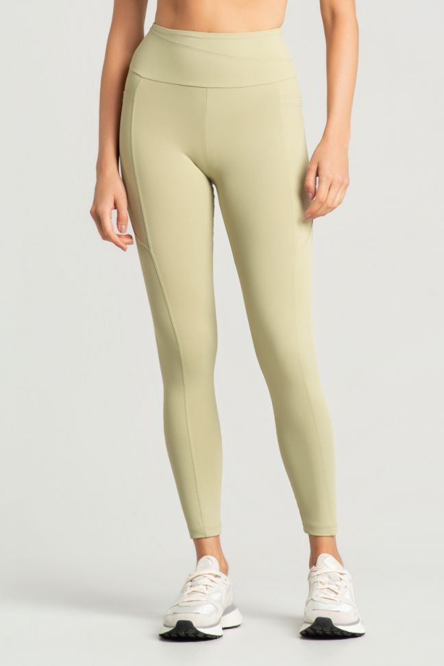 K5166-B_Calca_Legging_com_Bolsos_e_Recortes_no_Cos_Lemon__Ref:_K5166-B