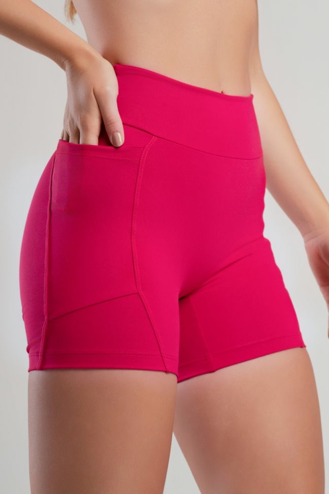 K5076-B_Short_sem_Gancho_com_Bolsos_e_Cos_Estreito_Amora__Ref:_K5076-B
