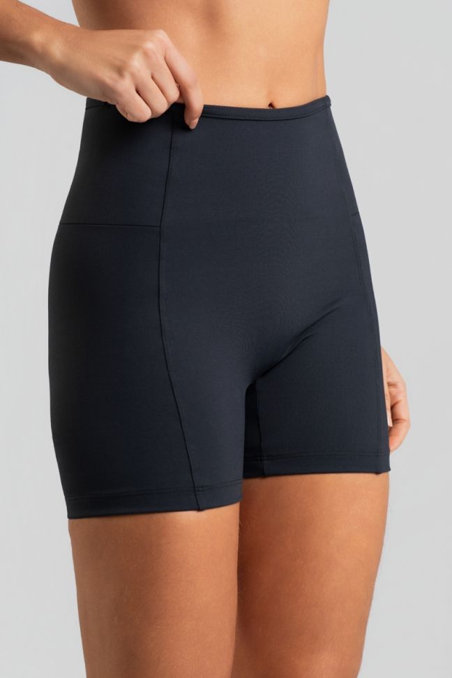 K5114-A_Short_sem_Gancho_e_sem_Cos_Aparente_na_Frente_Preto__Ref:_K5114-A