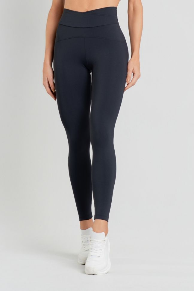 K5211-A_Calca_Legging_com_Cos_Estreito_Transpassado_Preto__Ref:_K5211-A