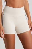 Short com Vivos Contrastantes (Off-White / Imperial) | Ref: K5228-A