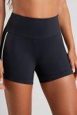 Short com Vivos Contrastantes (Preto / Vanilla) | Ref: K5228-B