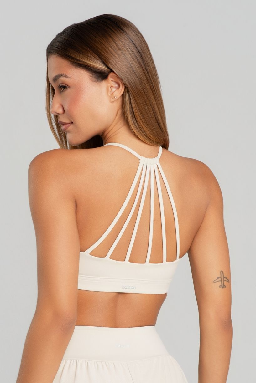 K4766-H_Top_com_Decote_Alto_Tiras_nas_Costas_Off-White__Ref:_K4766-H