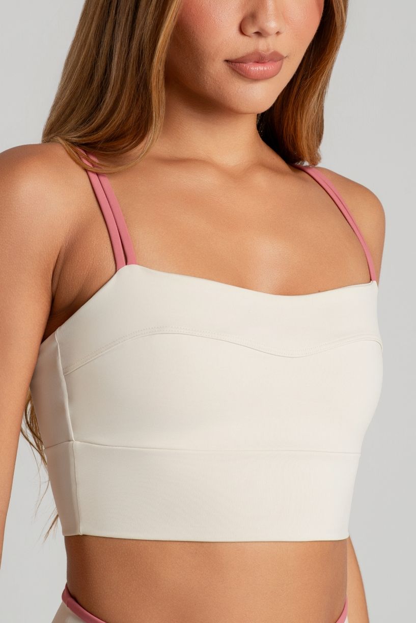 K5181-A_Top_com_Alcas_Duplas_Contrastantes_Off-White__Hibisco__Ref:_K5181-A