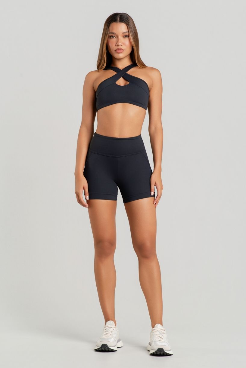 K5188-A_Short_com_Bolso_Invisivel_e_Detalhes_de_Chapado_e_Vivo_Preto__Ref:_K5188-A
