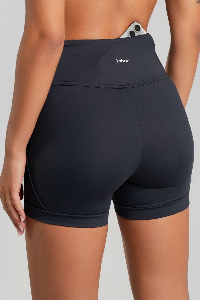 K5188-A_Short_com_Bolso_Invisivel_e_Detalhes_de_Chapado_e_Vivo_Preto__Ref:_K5188-A
