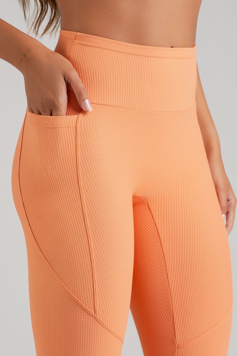 K5184-A_Calca_Legging_Canelada_sem_Gancho_com_Bolsos_Poente__Ref:_K5184-A