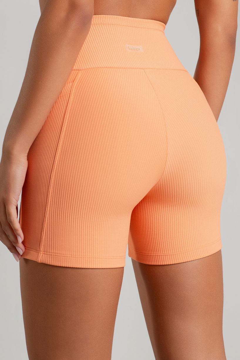 K5185-A_Short_Canelado_sem_Gancho_com_Bolsos_Poente__Ref:_K5185-A