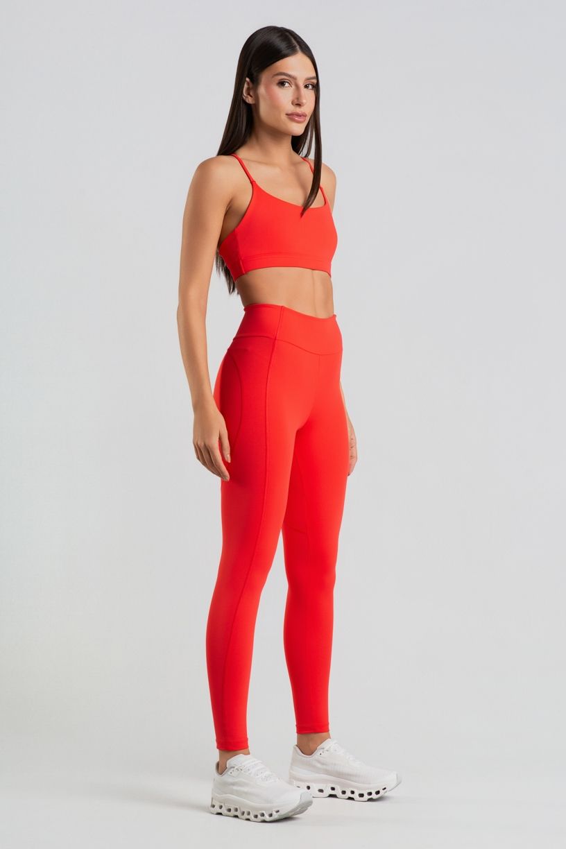 K4386-F_Top_com_Alcas_Ajustaveis_nas_Costas_Vermelho__Ref:_K4386-F