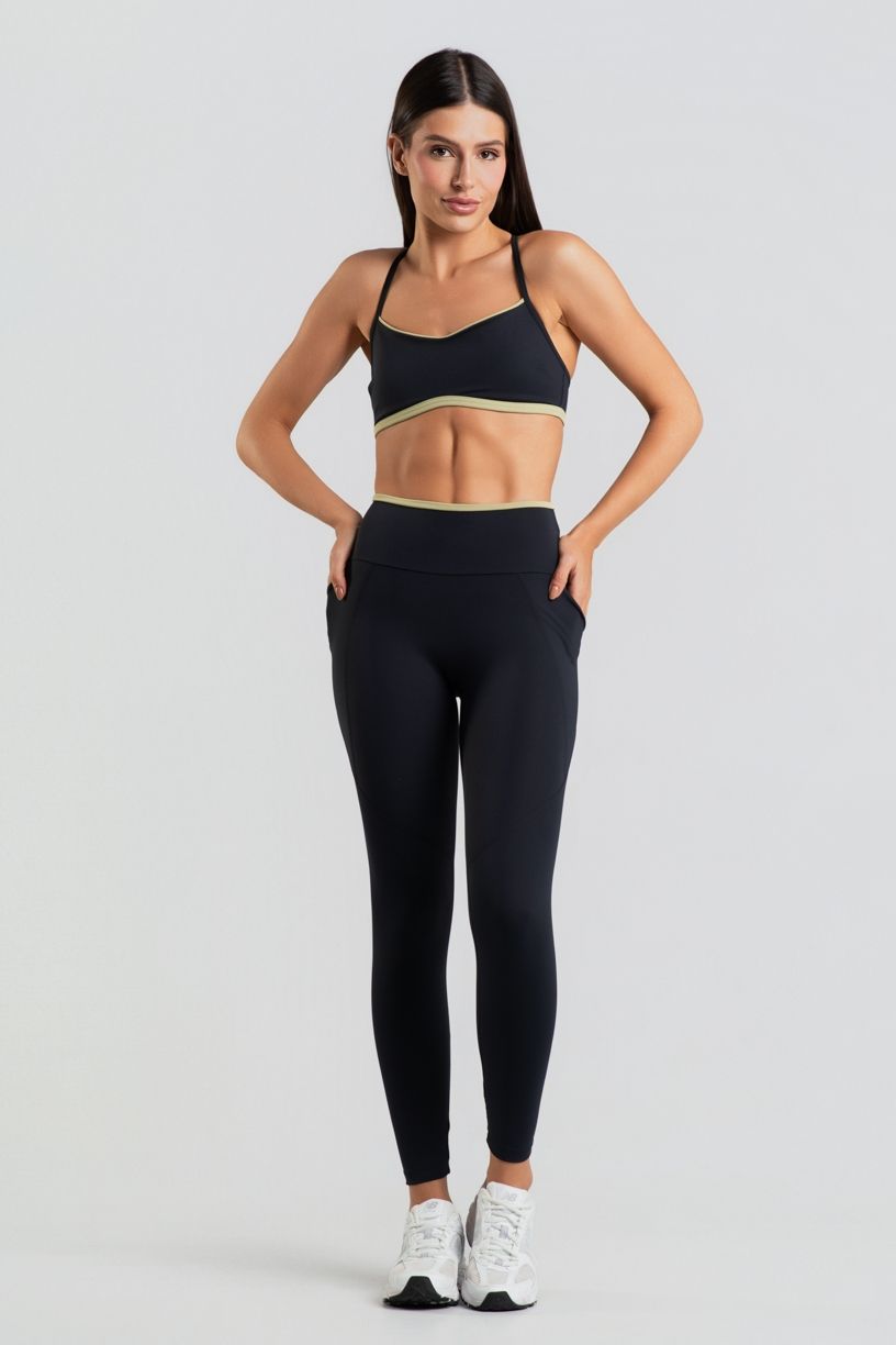 K5053-B_Calca_Legging_com_Bolsos_e_Detalhes_Contrastantes_Preto__Lemon__Ref:_K5053-B