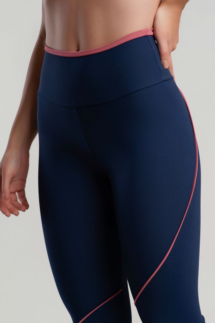 K5078-A_Calca_Legging_com_Recortes_Assimetricos_Azul_Marinho__Hibisco__Ref:_K5078-A