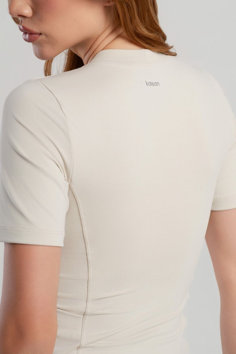 K5091-B_Blusa_Manga_Curta_com_Bolsos_Laterais_Off-White__Ref:_K5091-B