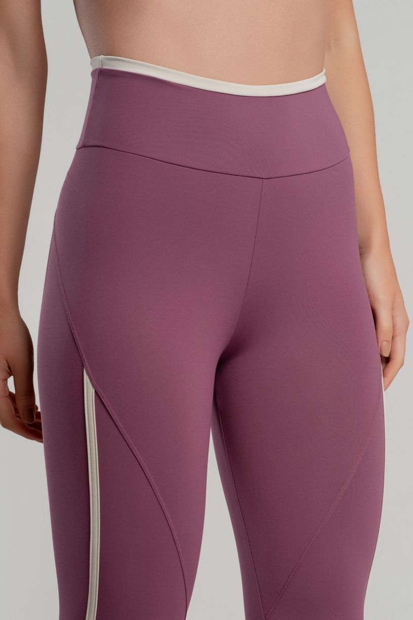 K4694-F_Calca_Legging_com_Chapado_e_Vira_Malva__Off-White__Ref:_K4694-F