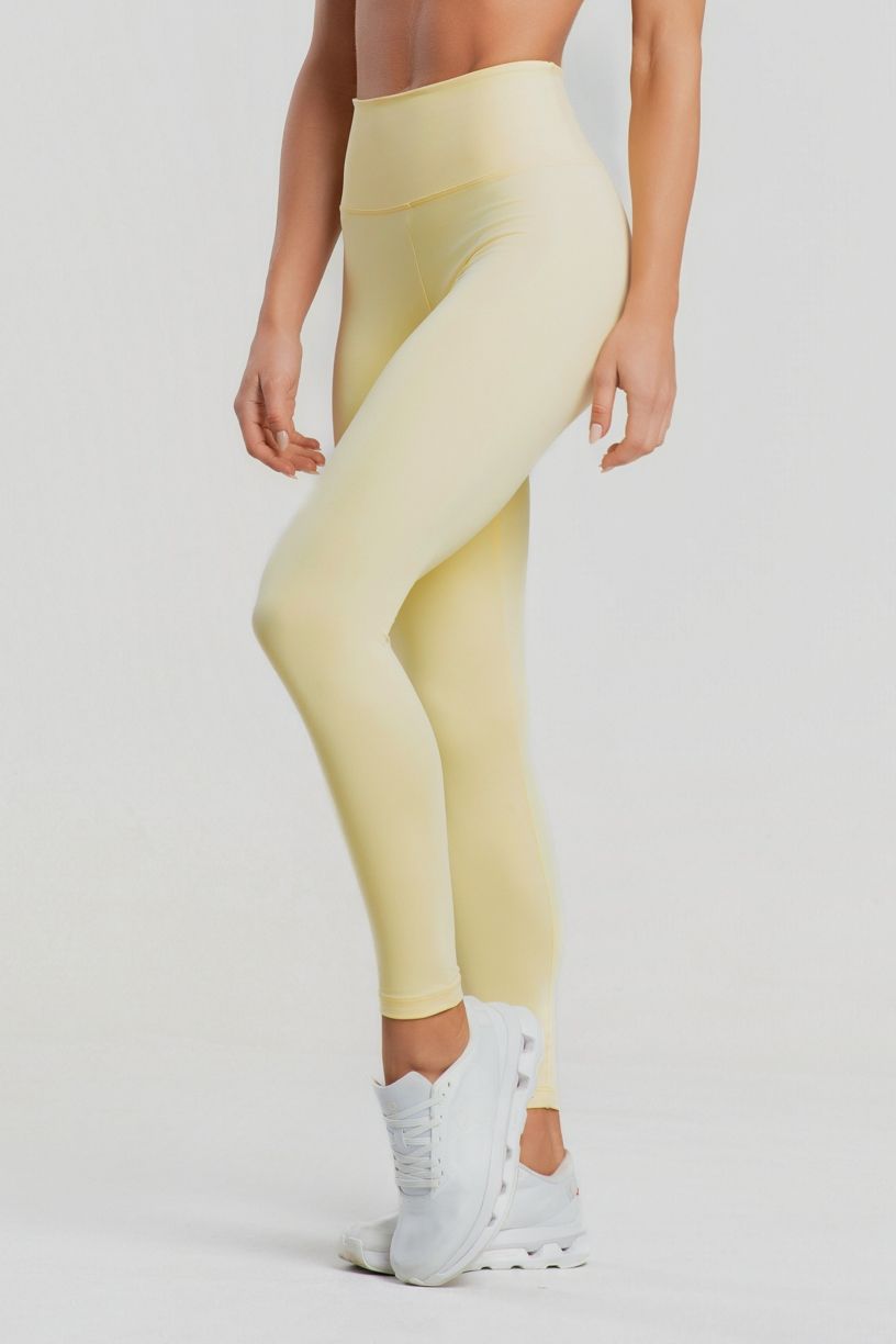 K4818-R_Calca_Legging_Basica_Manteiga__Ref:_K4818-R