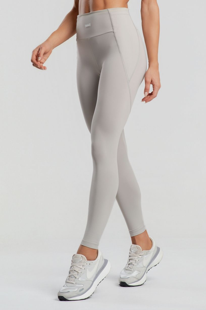 K4524-E_Calca_Legging_com_Bolsos_nas_Laterais_Do_Cos_Duna__Ref:_K4524-E