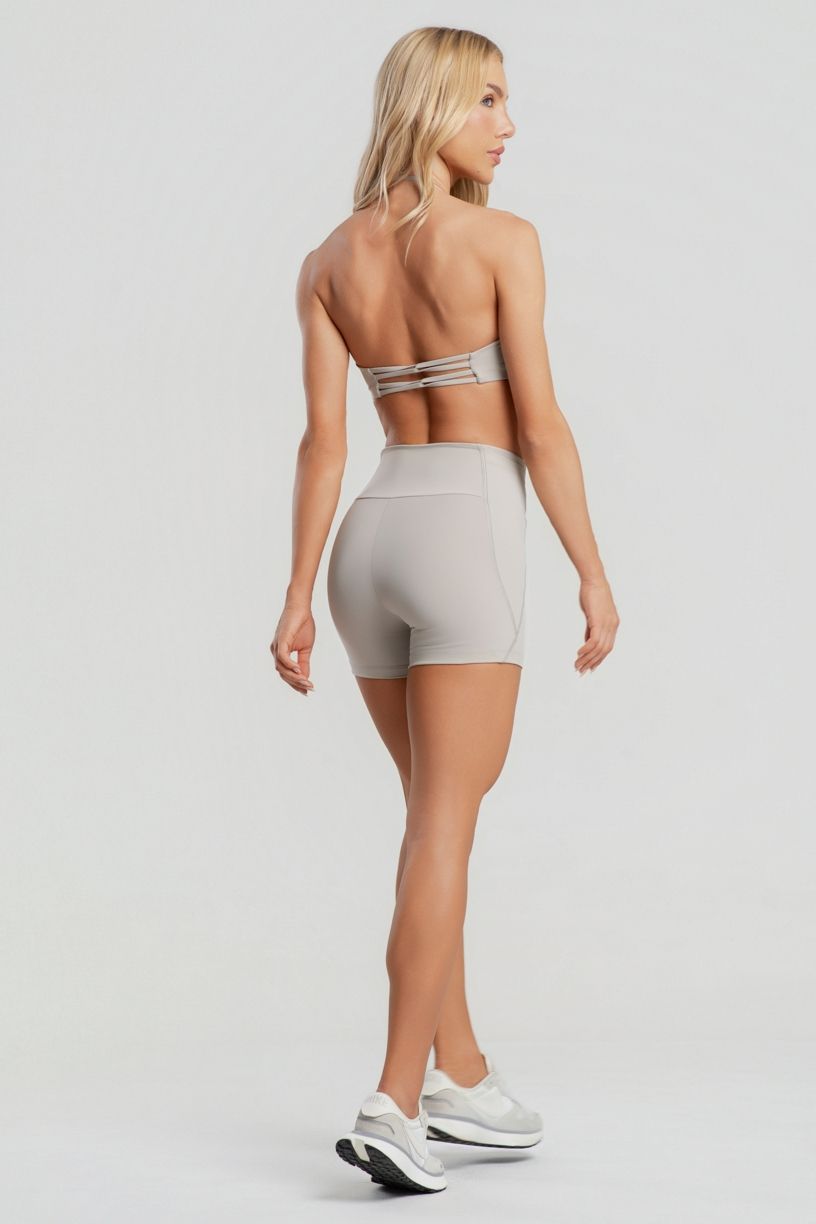 K4525-E_Short_com_Bolsos_nas_Laterais_Do_Cos_Duna__Ref:_K4525-E