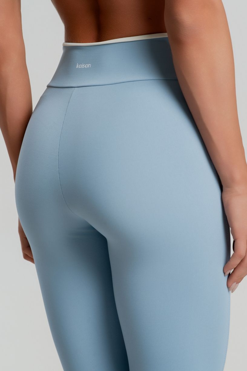 K5102-B_Calca_Legging_sem_Gancho_com_Detalhe_Contrastante_Iris__Vanilla__Ref:_K5102-B