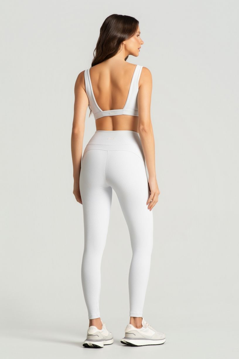 K5159-A_Top_Canelado_com_Alcas_Largas_e_Abertura_Branco__Ref:_K5159-A
