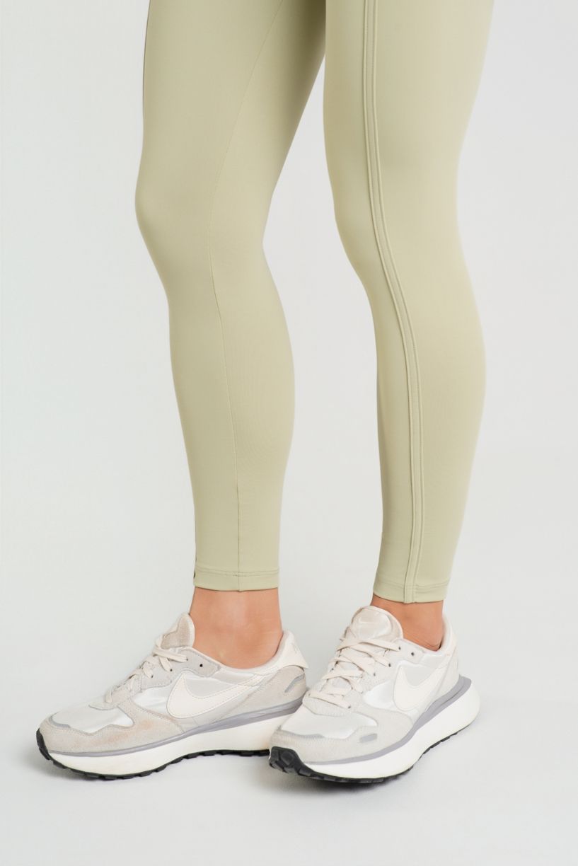 K4861-C_Calca_Legging_com_Recorte_e_Chapado_Lemon__Ref:_K4861-C