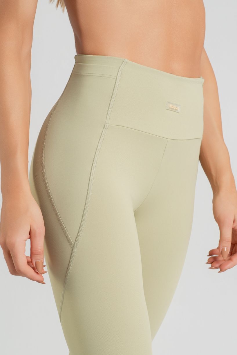 K4524-F_Calca_Legging_com_Bolsos_nas_Laterais_Do_Cos_Lemon__Ref:_K4524-F