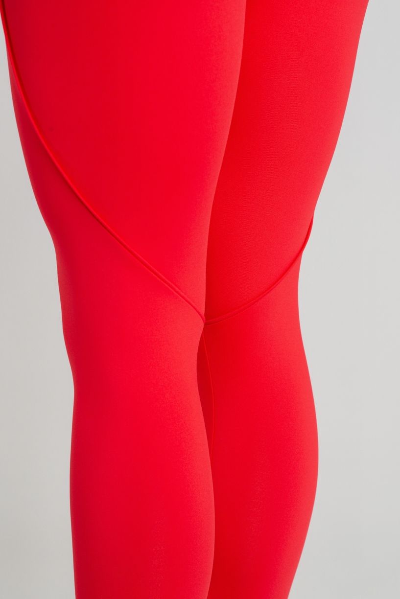 K4987-D_Calca_Legging_com_Vivo_e_Bolso_no_Cos_Apple__Ref:_K4987-D