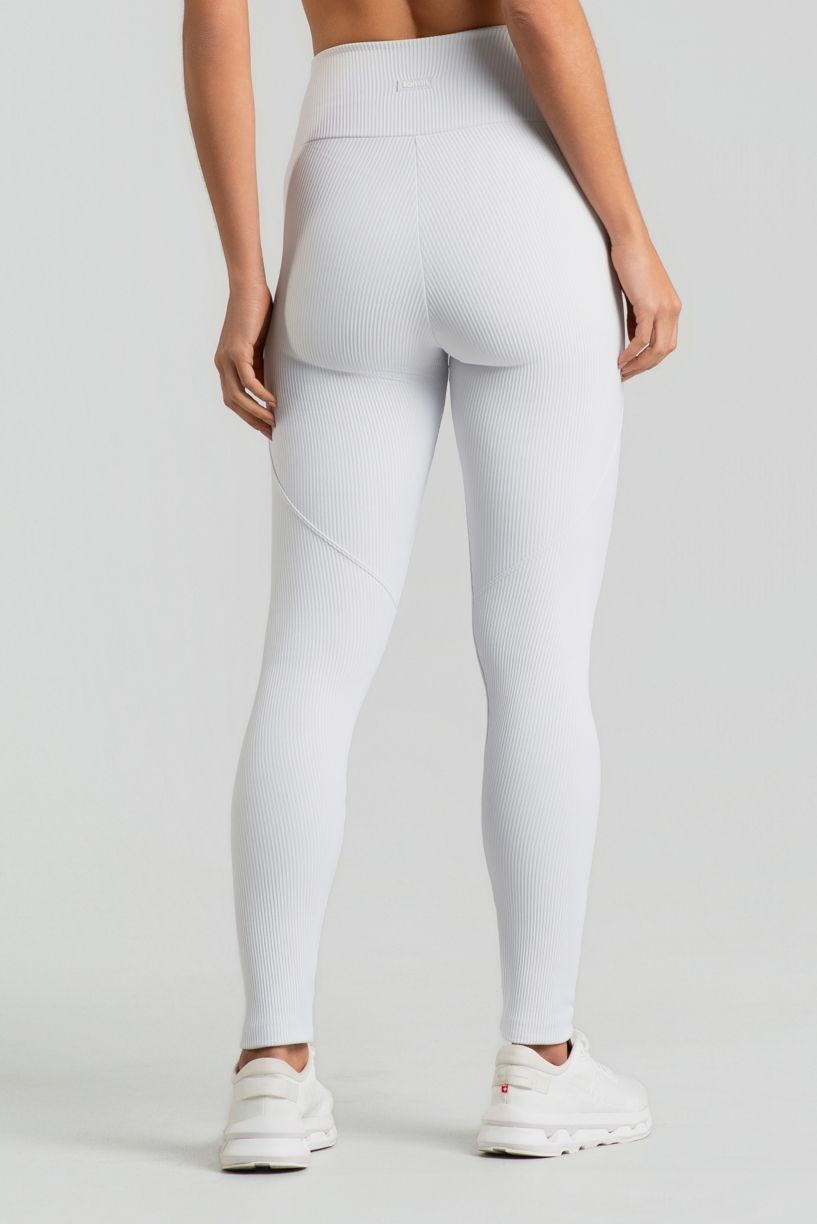 K5116-A_Calca_Legging_Canelada_com_Recortes_Branco__Ref:_K5116-A