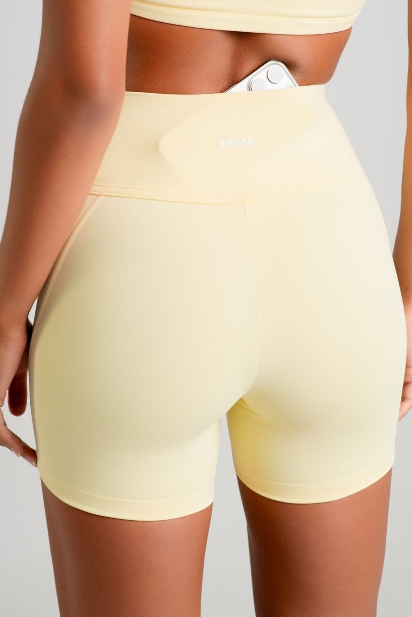 K5231-B_Short_sem_Gancho_com_Chapado_e_Bolso_Invisivel_Manteiga__Ref:_K5231-B