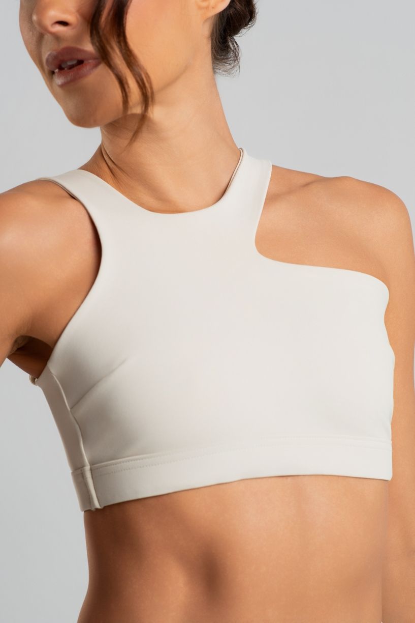 K5118-A_Top_com_Frente_Assimetrica_Off-White__Ref:_K5118-A