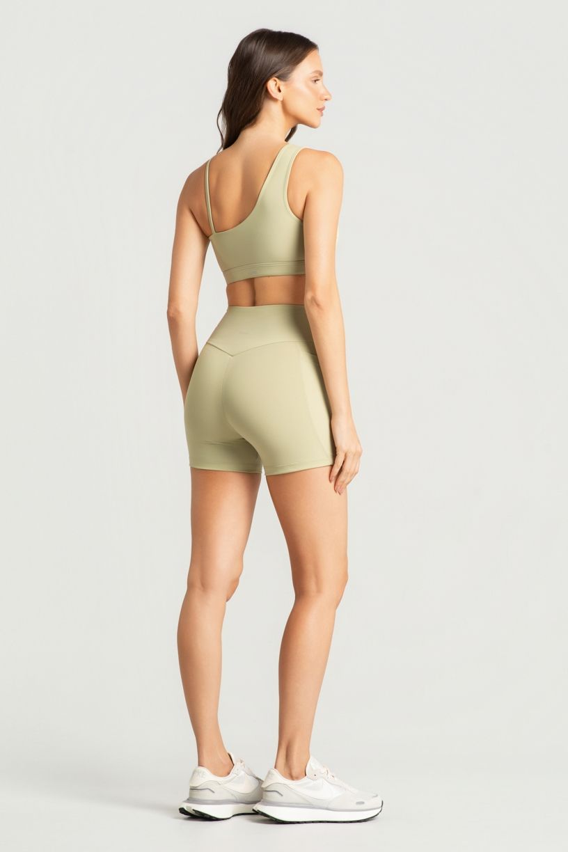K5167-B_Short_com_Bolsos_e_Recorte_no_Cos_Lemon__Ref:_K5167-B