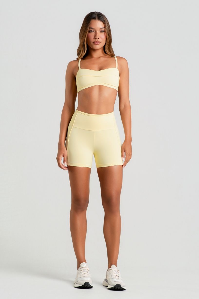 K4912-E_Short_com_Vivo_e_Vies_na_Cintura_Manteiga__Ref:_K4912-E