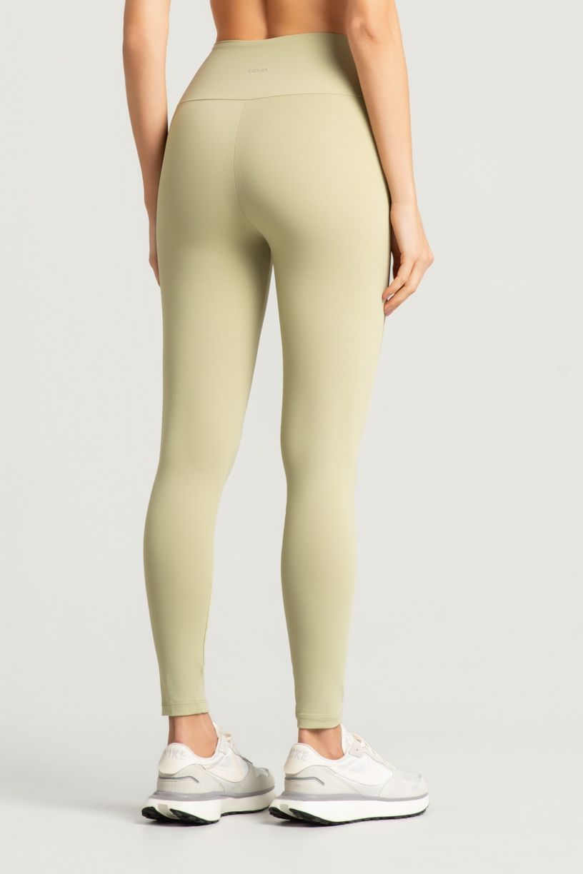K5166-B_Calca_Legging_com_Bolsos_e_Recortes_no_Cos_Lemon__Ref:_K5166-B