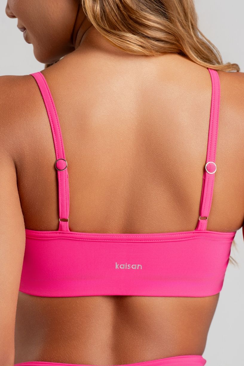 K4817-AC_Top_Basico_com_Alcas_Regulaveis_Rosa_Choque__Ref:_K4817-AC