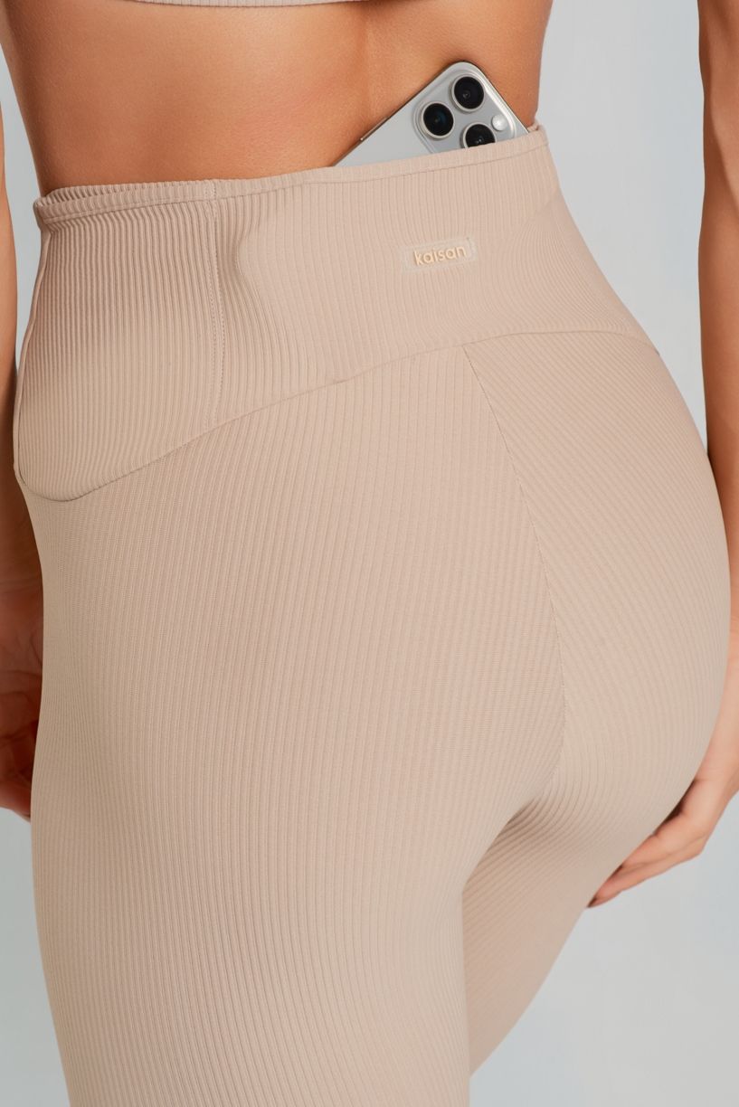 K5204-A_Calca_Legging_Canelada_com_Bolsos_no_Cos_Linho__Ref:_K5204-A