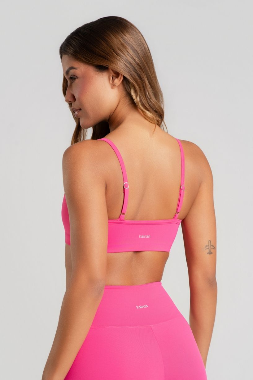 K4817-AC_Top_Basico_com_Alcas_Regulaveis_Rosa_Choque__Ref:_K4817-AC