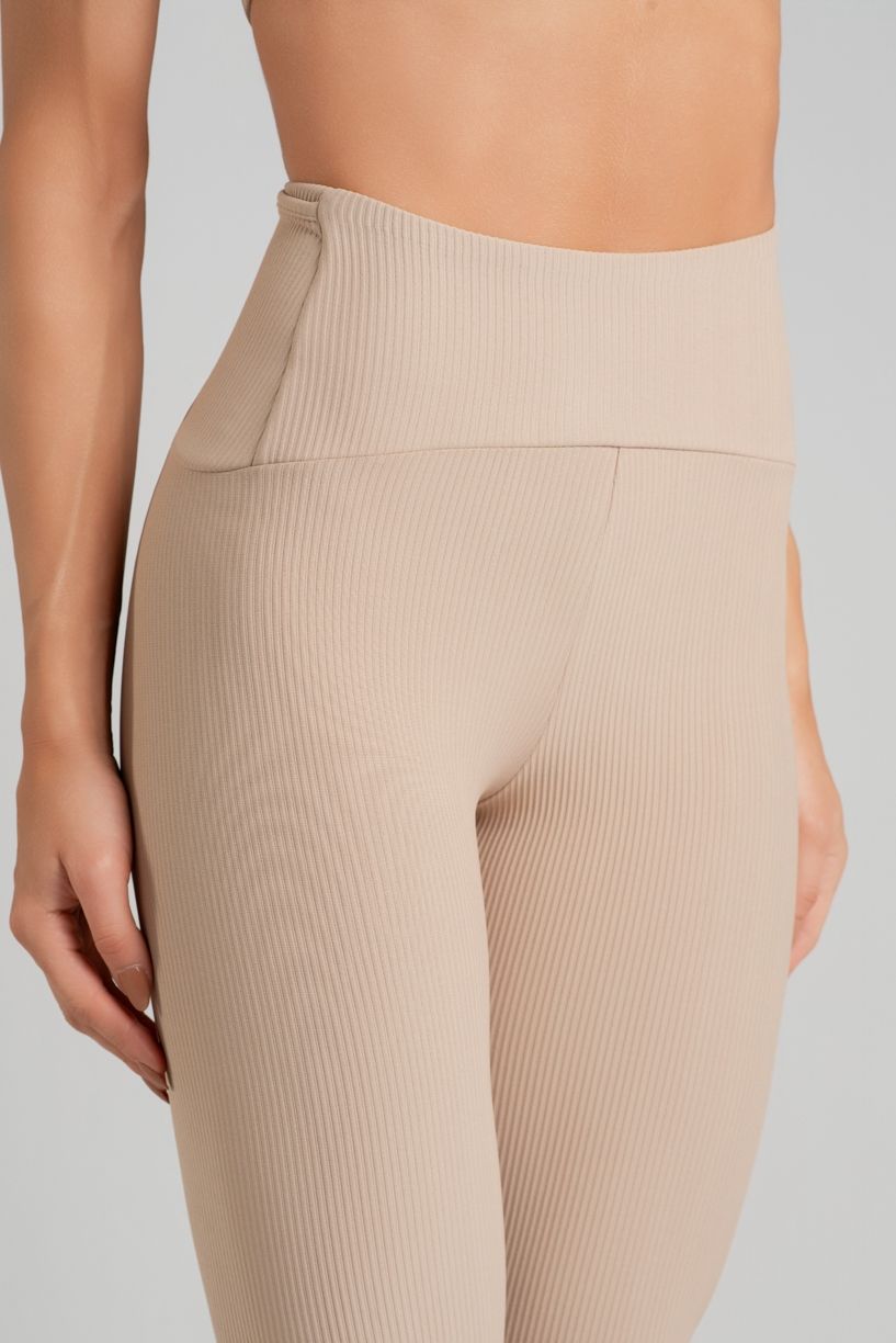 K5204-A_Calca_Legging_Canelada_com_Bolsos_no_Cos_Linho__Ref:_K5204-A