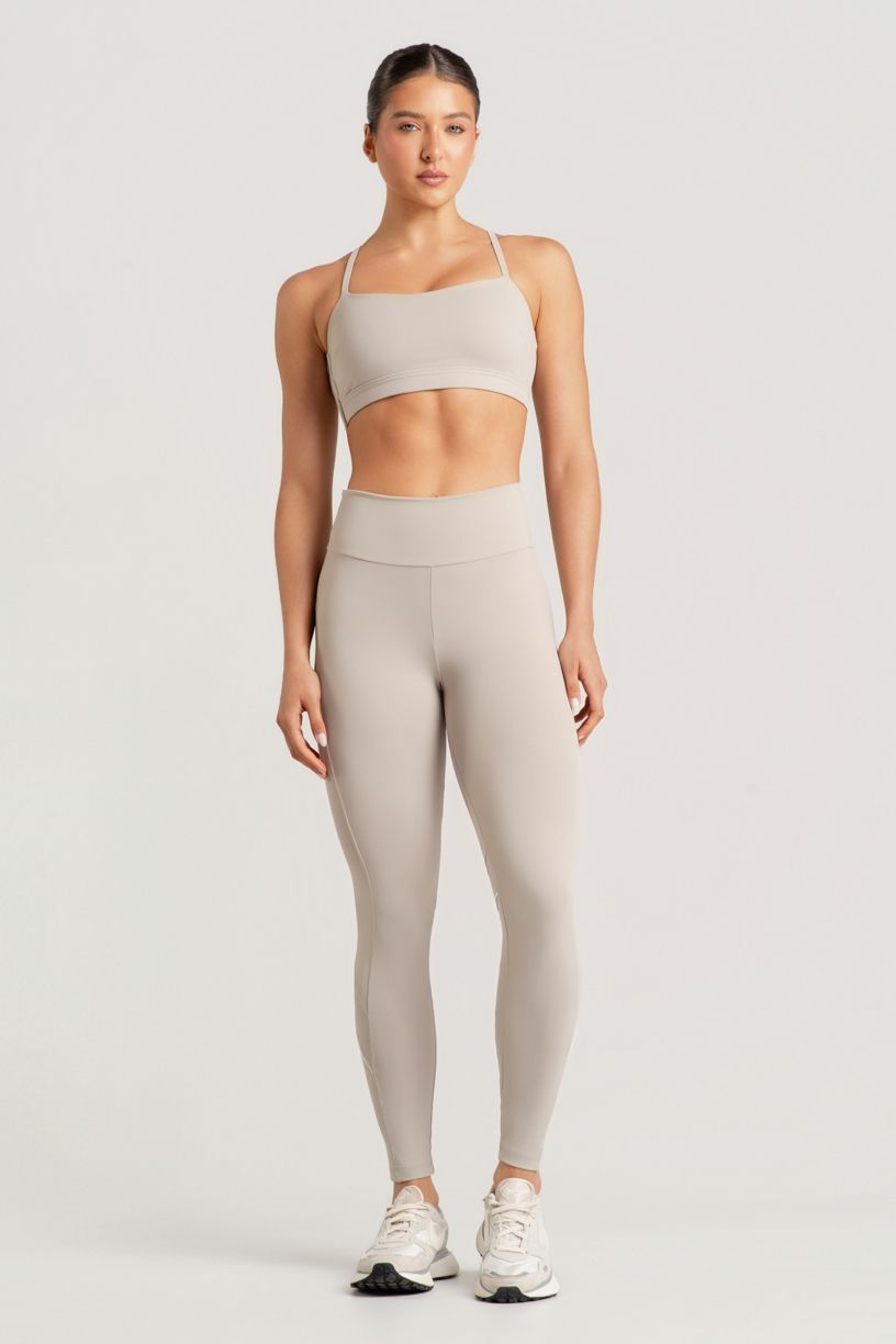 K5140-A_Calca_Legging_com_Recortes_e_Vivo_Contrastante_Duna__Branco__Ref:_K5140-A