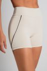 Short com Cós Estreito e Vivos Contrastantes (Off-White / Preto) | Ref: K5048-B